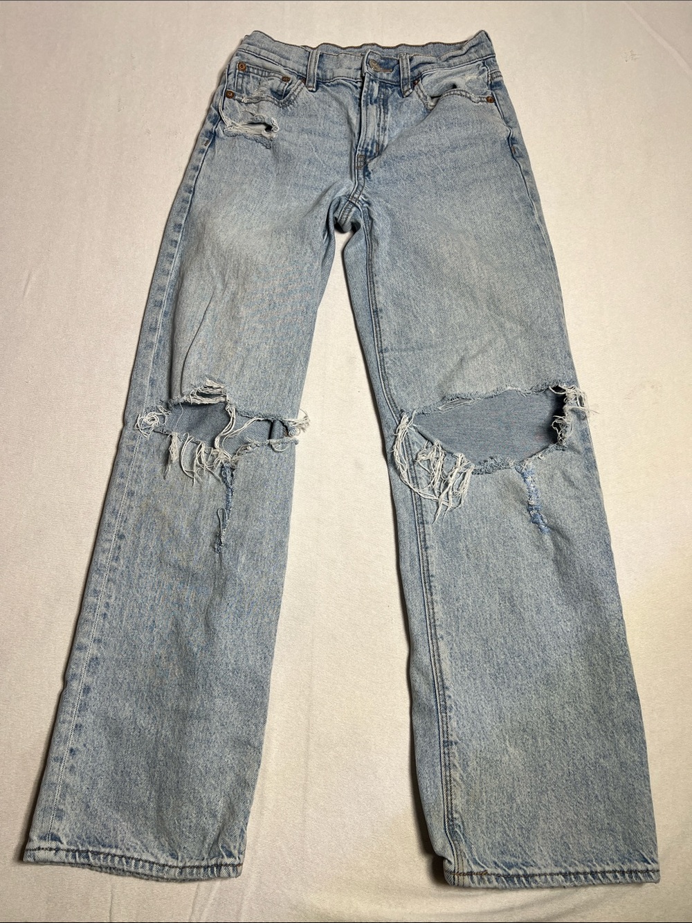 American Eagle Outfitters Light Blue Distressed Straight-Leg Jeans